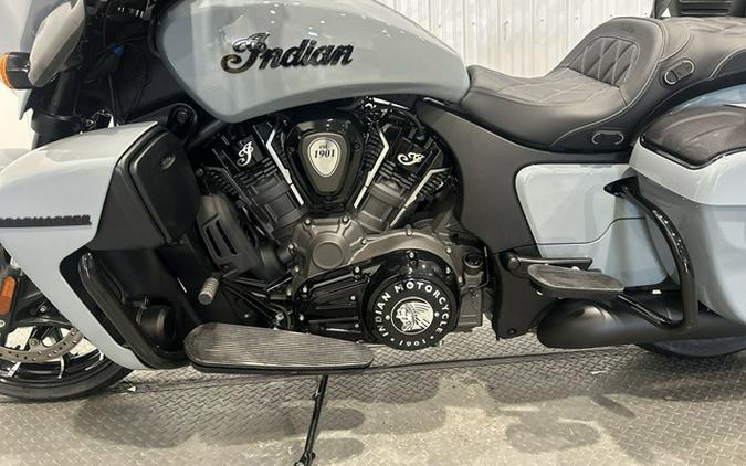 2025 Indian Roadmaster PowerPlus Dark Horse w/PowerBand Stor