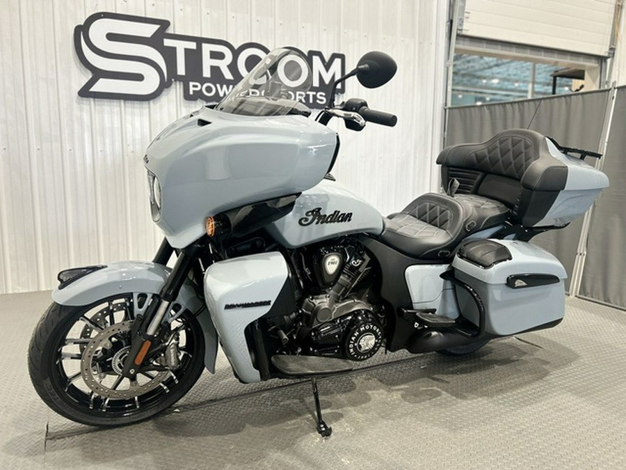 2025 Indian Roadmaster PowerPlus Dark Horse w/PowerBand Stor