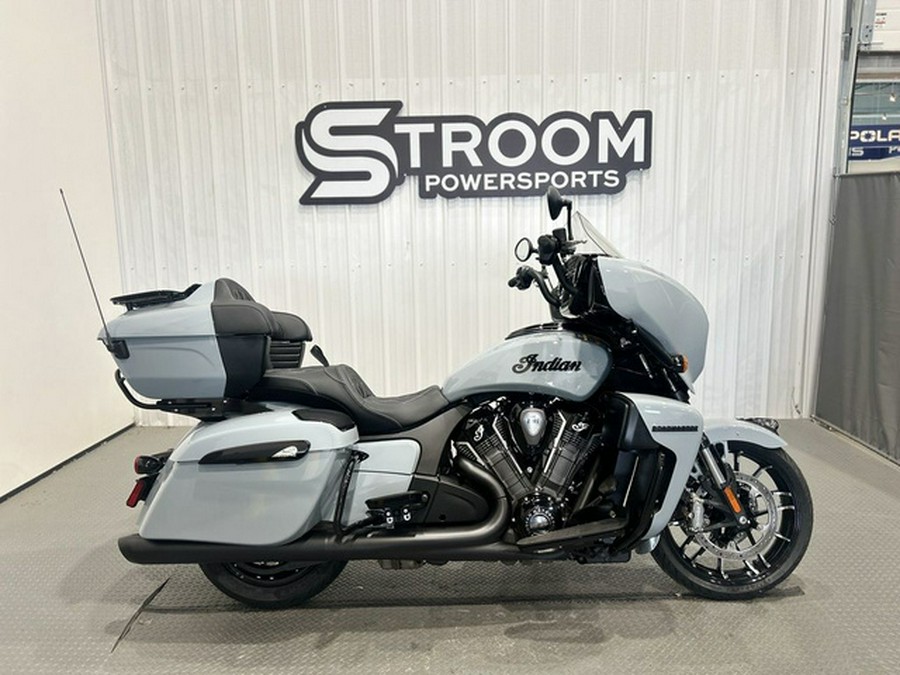 2025 Indian Roadmaster PowerPlus Dark Horse w/PowerBand Stor