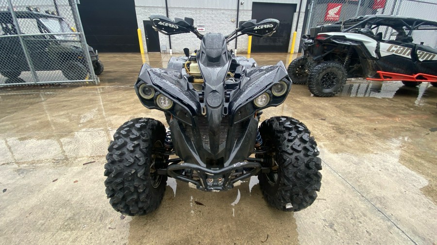 2017 Can-Am Renegade® X® xc 1000R Triple Black