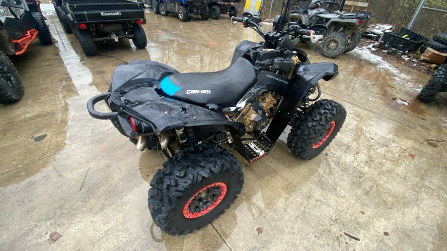 2017 Can-Am Renegade® X® xc 1000R Triple Black