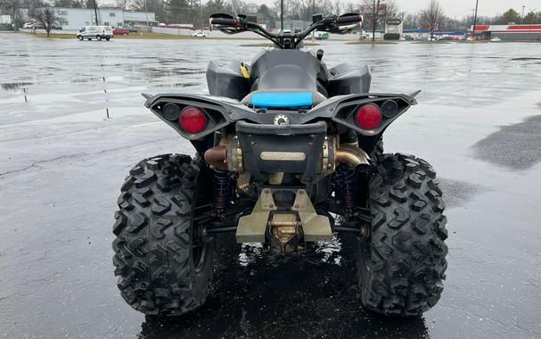 2017 Can-Am Renegade® X® xc 1000R Triple Black