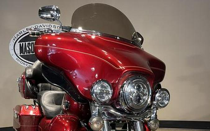 2010 Harley-Davidson® FLHTCU - Ultra Classic® Electra Glide