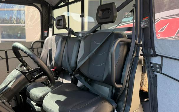 2023 Can-Am Defender XT HD10