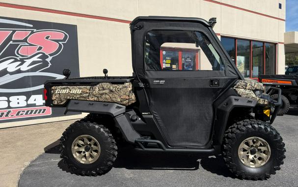 2023 Can-Am Defender XT HD10
