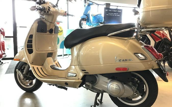 2019 Vespa GTS 300