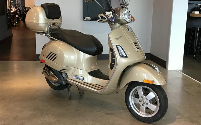 2019 Vespa GTS 300