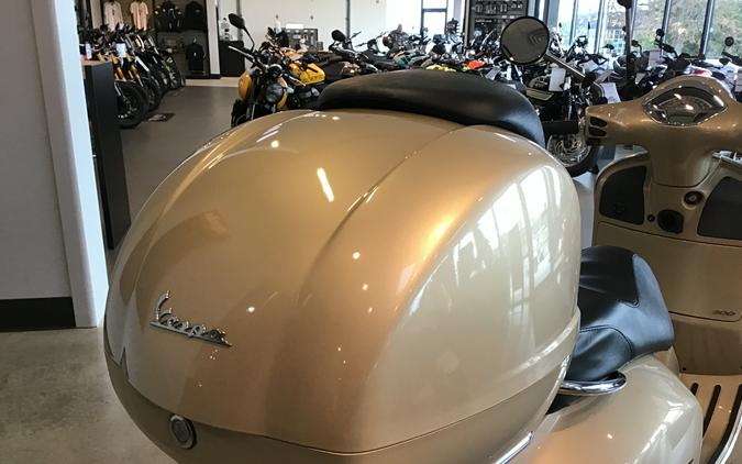 2019 Vespa GTS 300