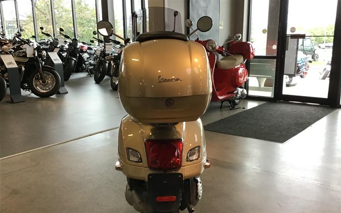 2019 Vespa GTS 300