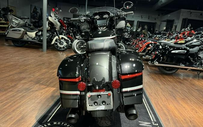 2024 Indian Motorcycle® Challenger® Elite Charcoal Candy/Black Candy