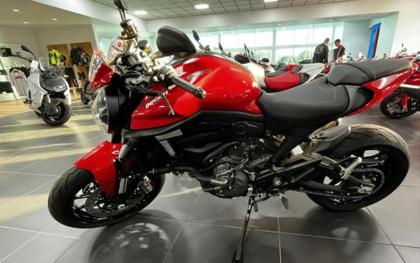 2024 Ducati Monster