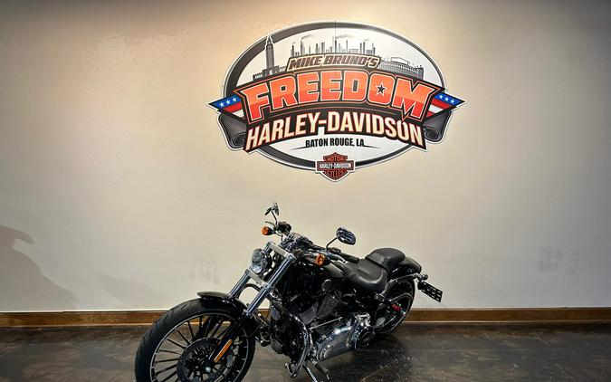 2017 Harley-Davidson Softail Breakout