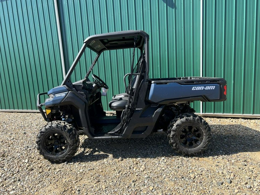 2025 Can-Am® Defender XT HD10