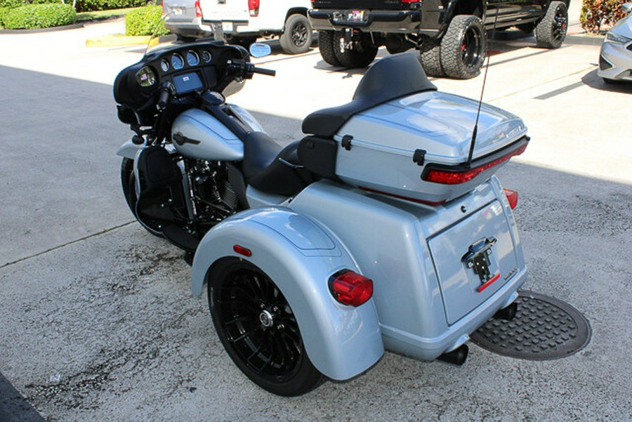 New 2025 Harley-Davidson Tri Glide Ultra FLHTCUTG Trike For Sale In Miami, Florida