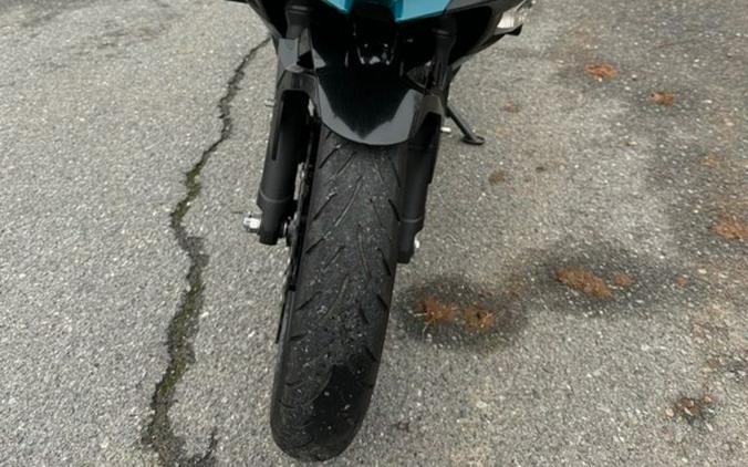 2021 Kawasaki Ninja® 400 Base