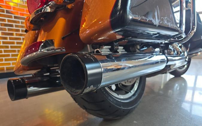 2015 Harley-Davidson® Ultra Limited FLHTK