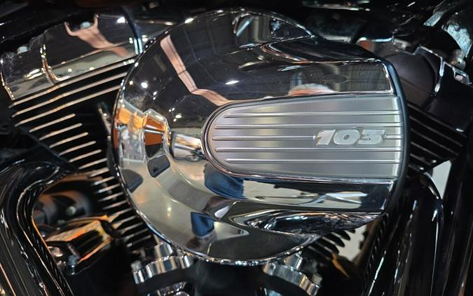 2015 Harley-Davidson® Ultra Limited FLHTK