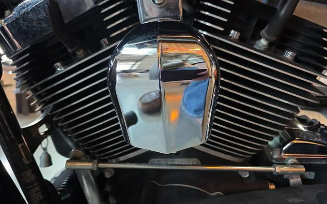 2015 Harley-Davidson® Ultra Limited FLHTK