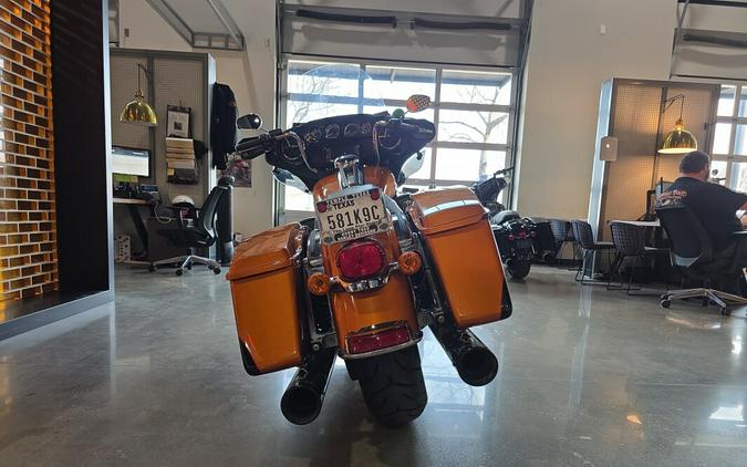 2015 Harley-Davidson® Ultra Limited FLHTK
