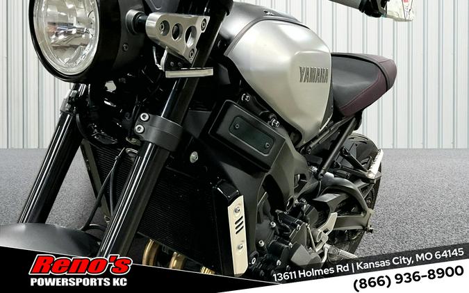 2016 Yamaha XSR900