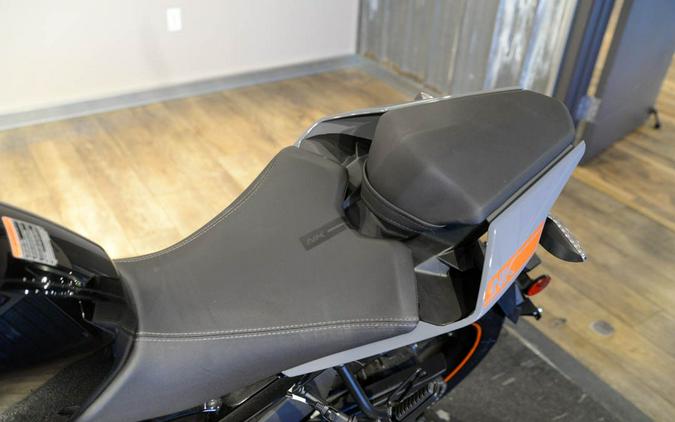 2023 CFMOTO 300NK