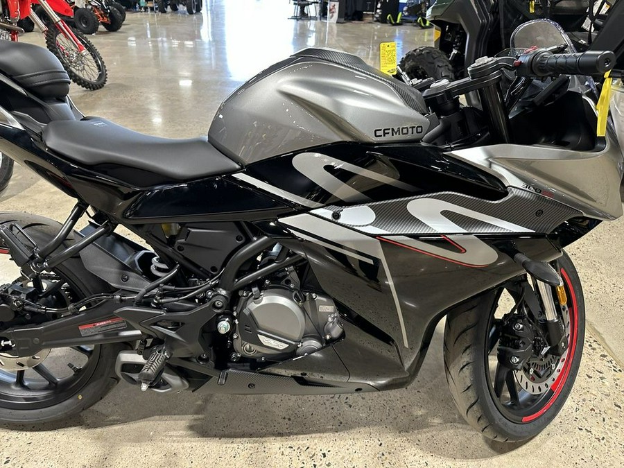 2023 CFMOTO 300SS