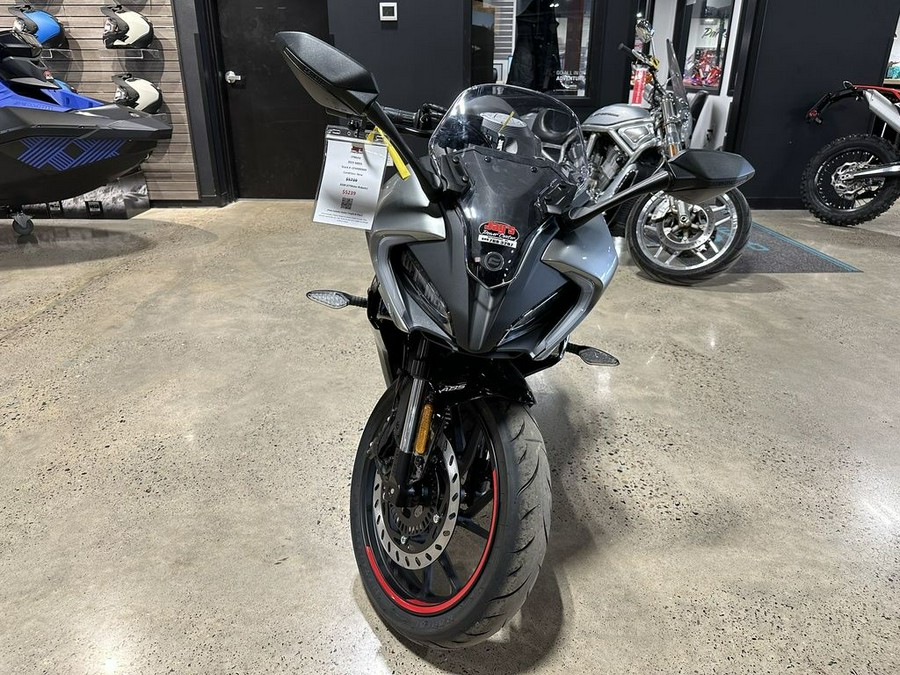 2023 CFMoto 300SS