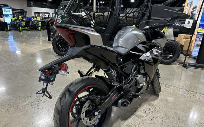 2023 CFMoto 300SS