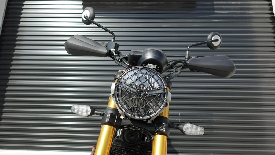 2025 Triumph Scrambler 400 X Base