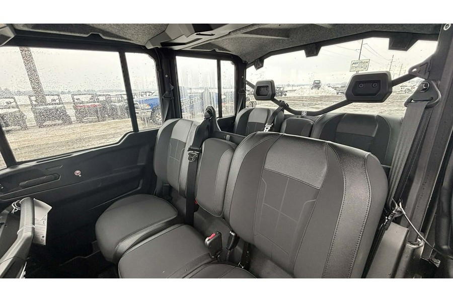 2026 Can-Am DEFENDER MAX XT CAB HD11