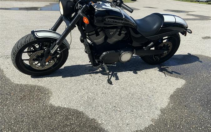 2017 Victory Hammer S