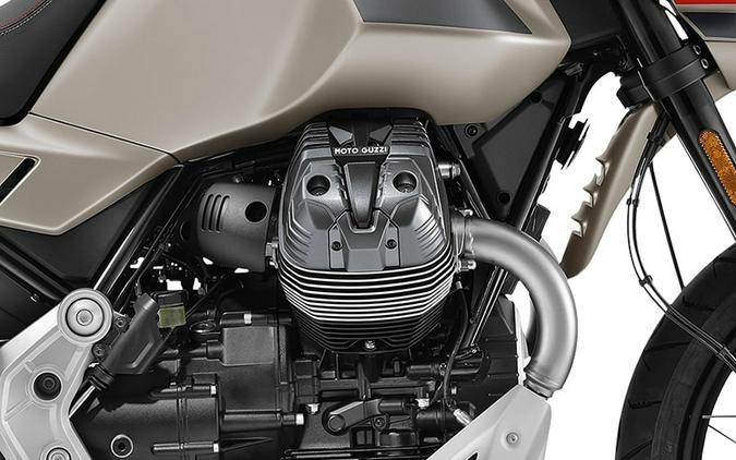 2025 Moto Guzzi V85 TT Travel