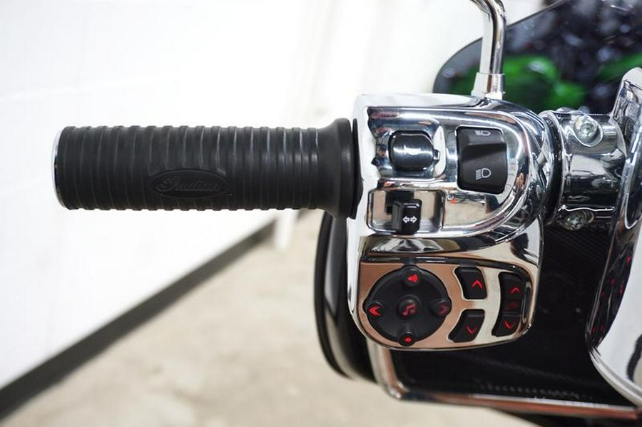 2017 Indian Motorcycle® Roadmaster® Classic Thunder Black