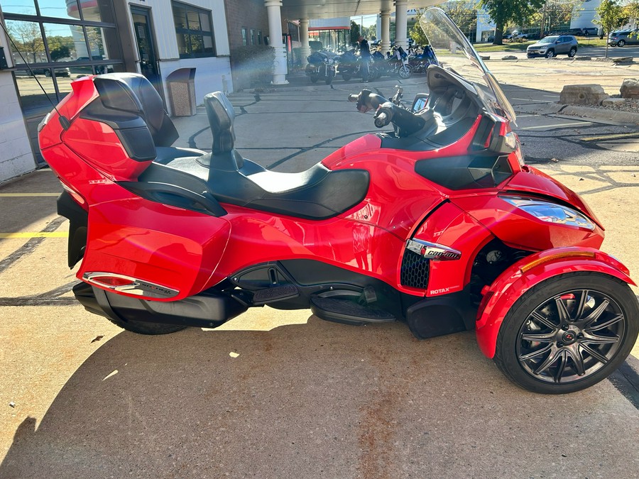2013 Can-Am Spyder® RT-S SE5