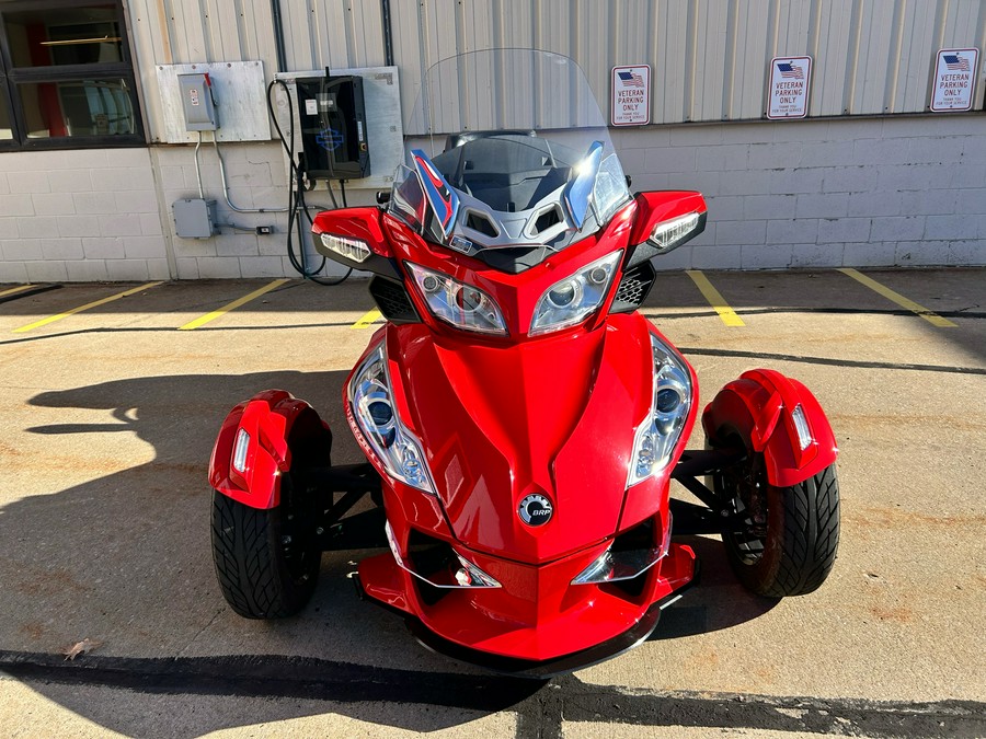 2013 Can-Am Spyder® RT-S SE5