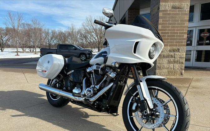 2026 Harley-Davidson® Low Rider® ST White Onyx Pearl - Chrome