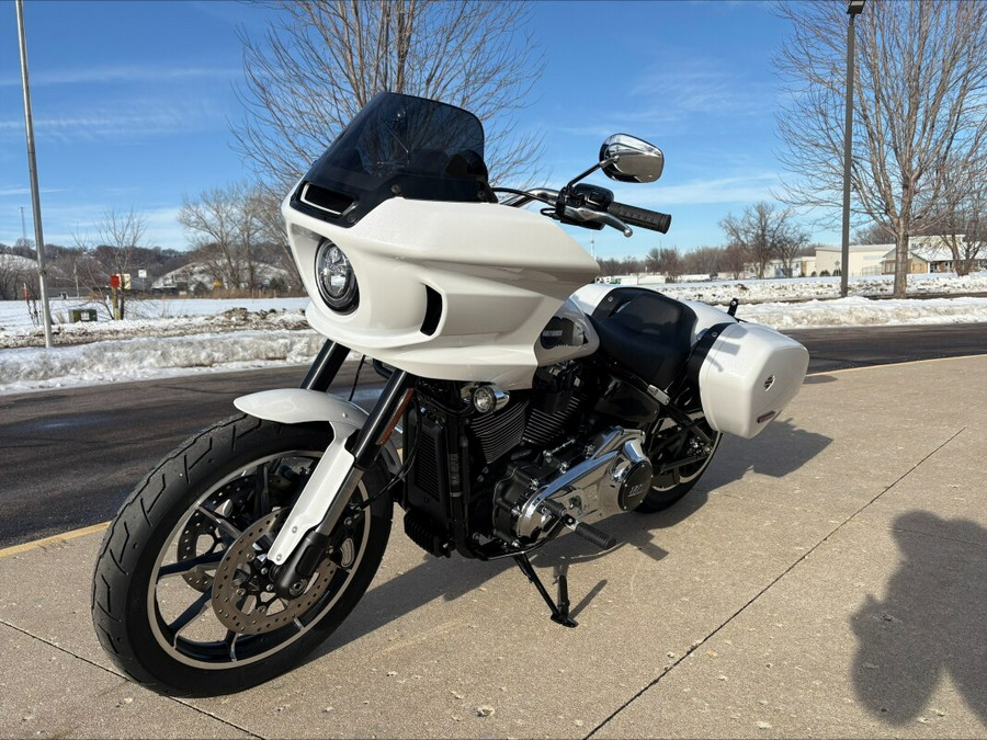 2026 Harley-Davidson® Low Rider® ST White Onyx Pearl - Chrome