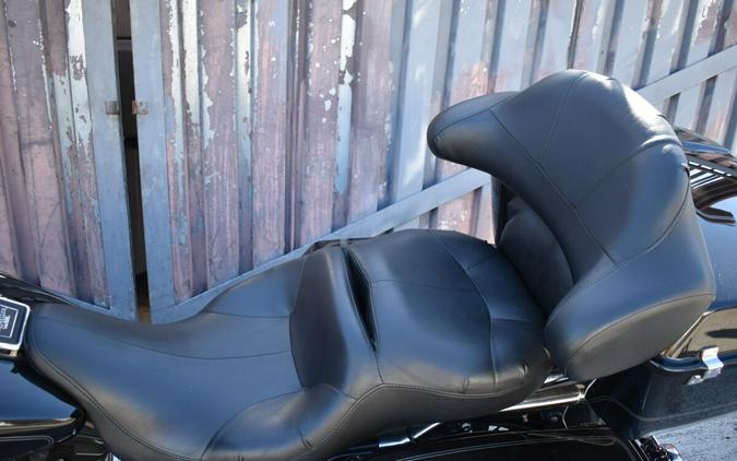 2006 Harley-Davidson® Electra Glide® Classic FLHTC