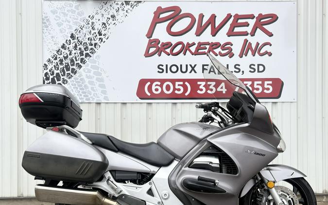 2003 HONDA ST1300