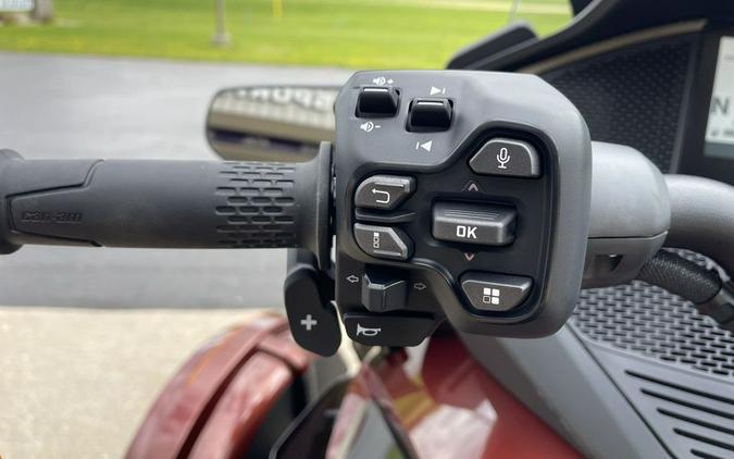 2026 Can-Am® Spyder RT Sea-to-Sky