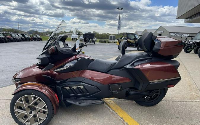 2026 Can-Am® Spyder RT Sea-to-Sky