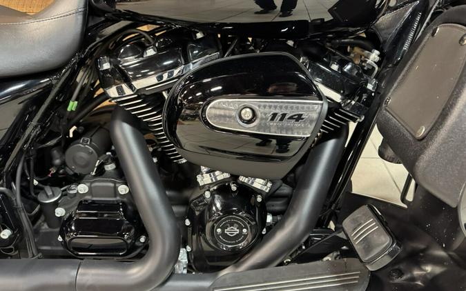 2019 Harley-Davidson® Street Glide® Special Vivid Black FLHXS