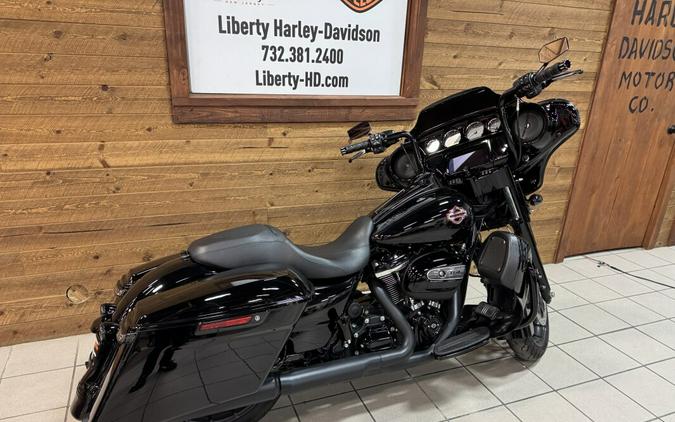 2019 Harley-Davidson® Street Glide® Special Vivid Black FLHXS
