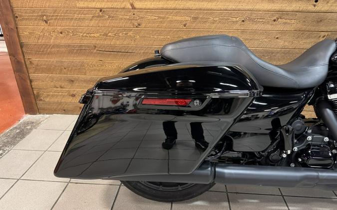 2019 Harley-Davidson® Street Glide® Special Vivid Black FLHXS