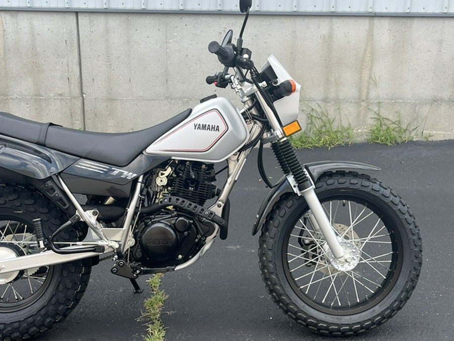 2027 Yamaha TW 200