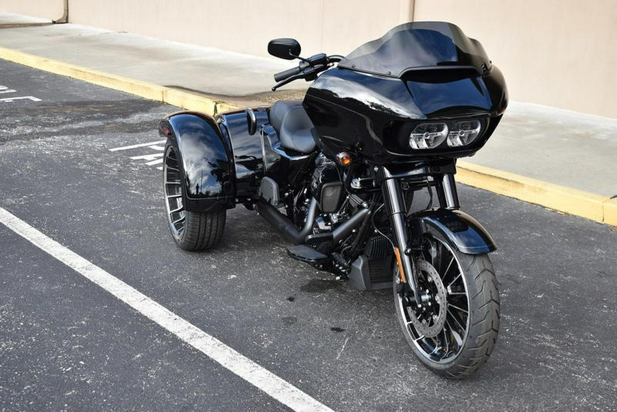 2024 Harley-Davidson® FLTRT - Road Glide® 3