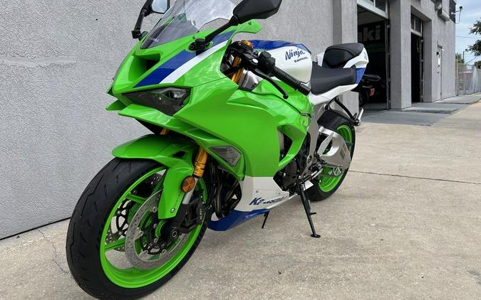 2024 Kawasaki Ninja® ZX™-6R 40th Anniversary Edition ABS