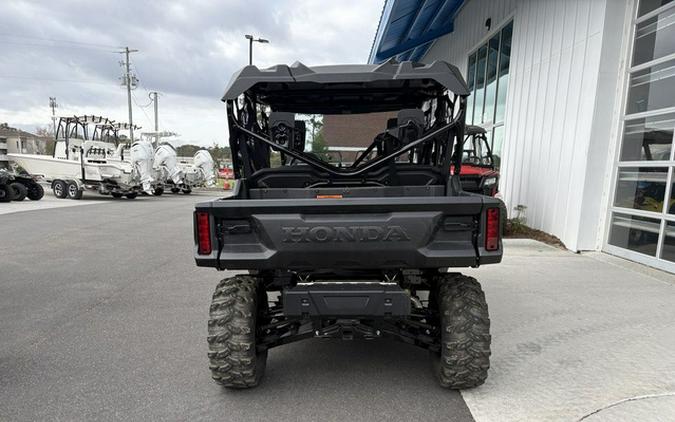 2025 Honda Pioneer 1000-6 Deluxe Crew