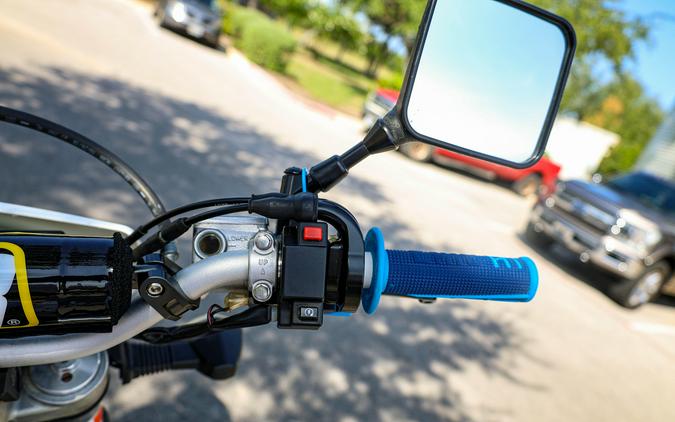 2019 SUZUKI DR-Z400SL9