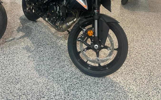 2026 KTM Duke 250